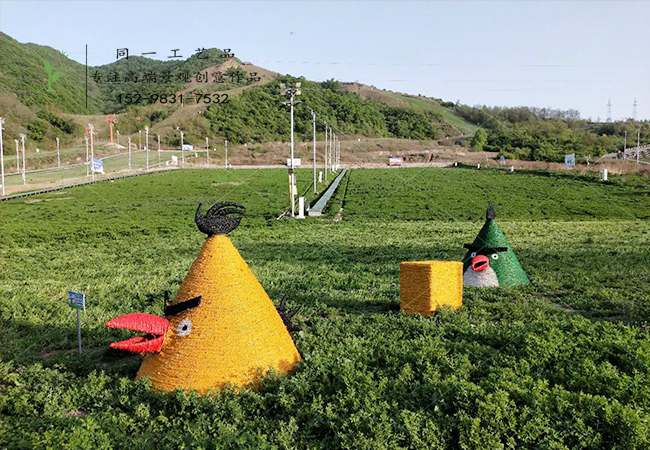 稻草工藝品卡通造型憤怒的小鳥