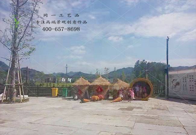 浙江建德稻草工藝品糧倉組合造型 浙江建德稻草工藝品糧倉組合造型